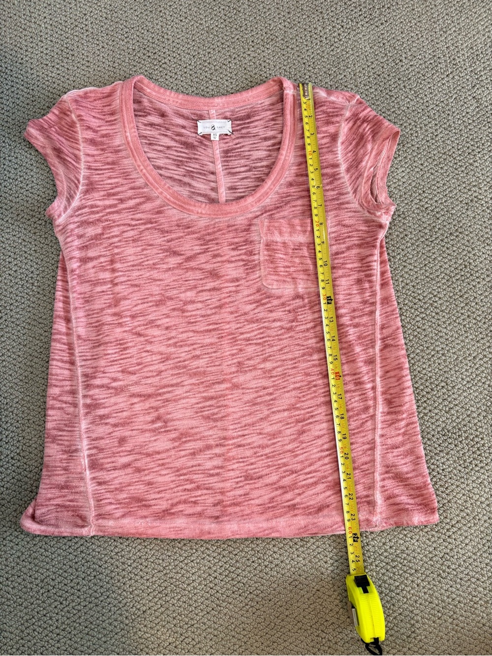 Lou & Grey Heathered Rose Cropped Sleeve Pocket Tee